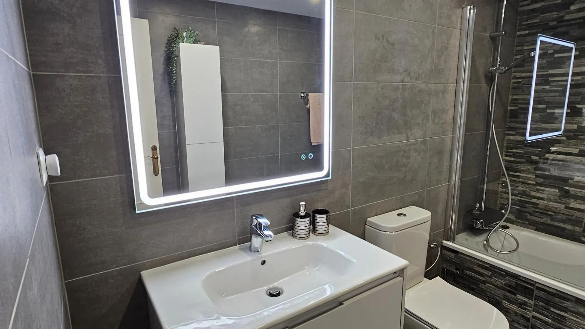 7 Ocean Point Apartment Sitio de Calahonda