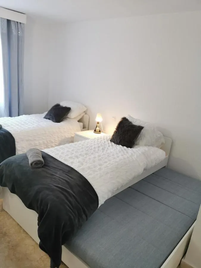 7 Ocean Point Apartment Sitio de Calahonda